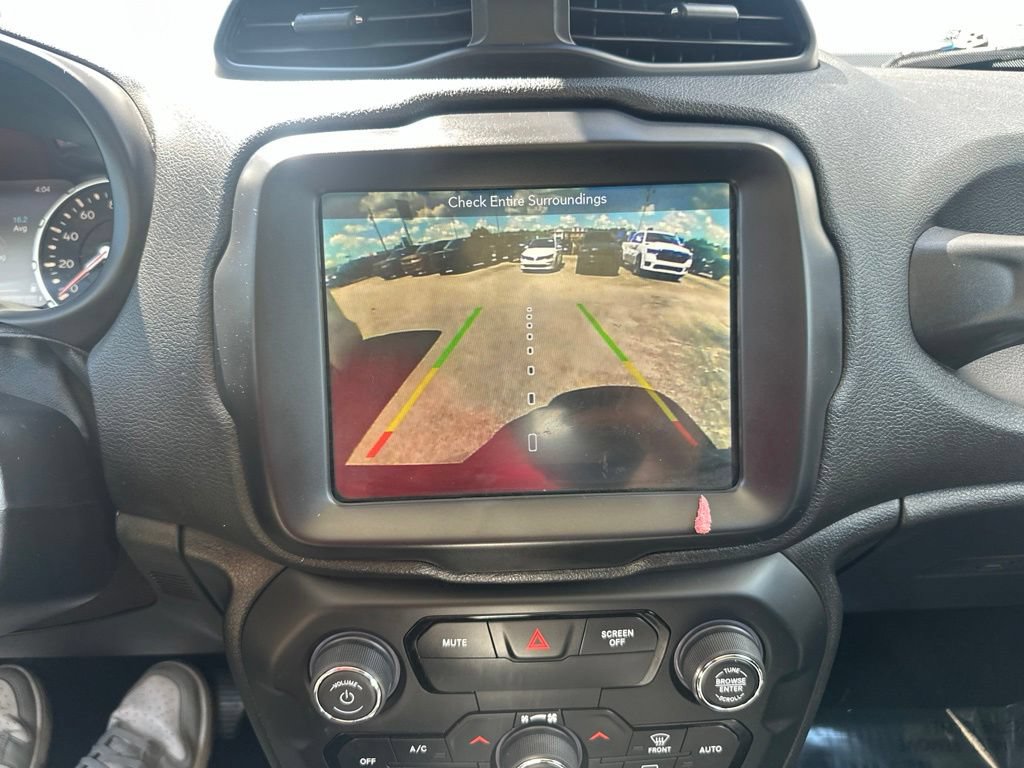Used 2018 Jeep Renegade Altitude w/ UConnect 8.4 Nav Group AWD/4WD image 8