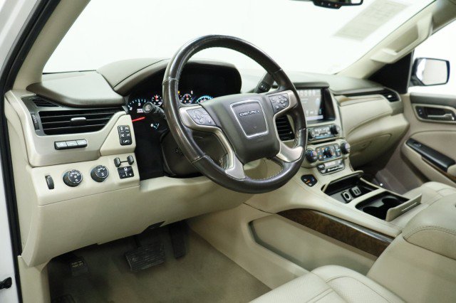 Used 2019 GMC Yukon Denali w/ Denali Ultimate Package AWD/4WD image 6