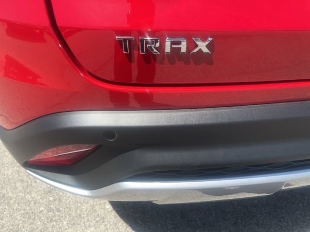 New 2026 Chevrolet Trax LT w/ Driver Confidence Package FWD image 10