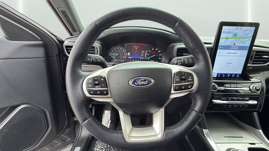 Used 2023 Ford Explorer Limited w/ Limited Technology Package AWD/4WD image 21