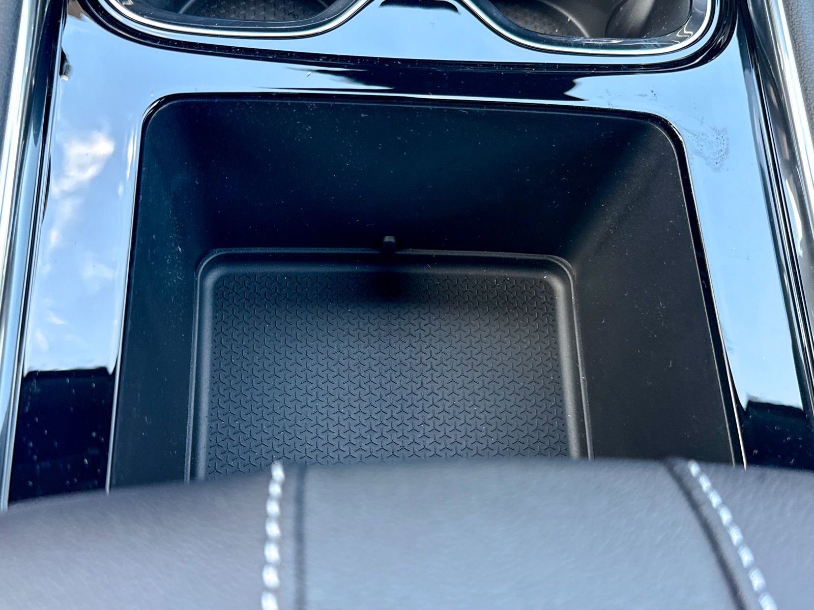 New 2026 Chevrolet Traverse LT w/ Sun and Wheel Package AWD/4WD image 37