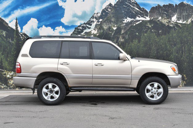 Used 2005 Toyota Land Cruiser image 2