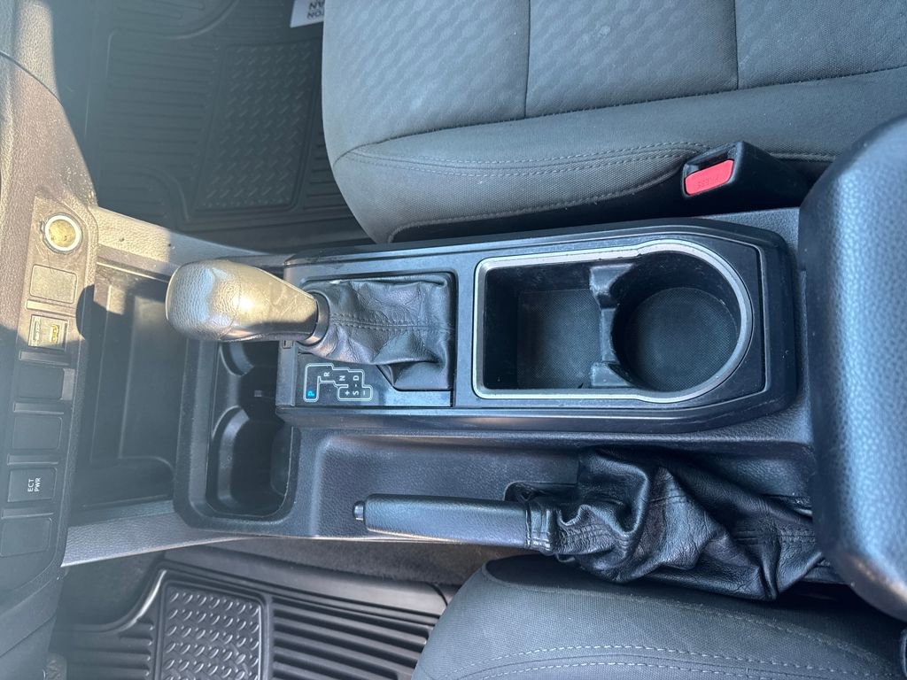 Used 2021 Toyota Tacoma SR w/ SR Convenience Package image 27