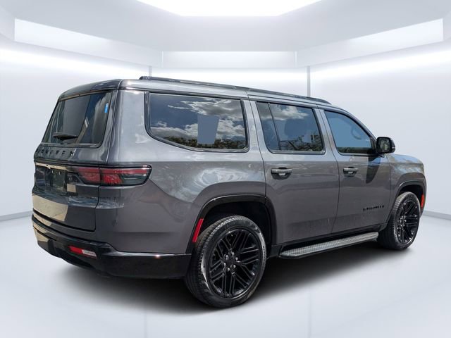 Used 2023 Jeep Wagoneer Series II image 3