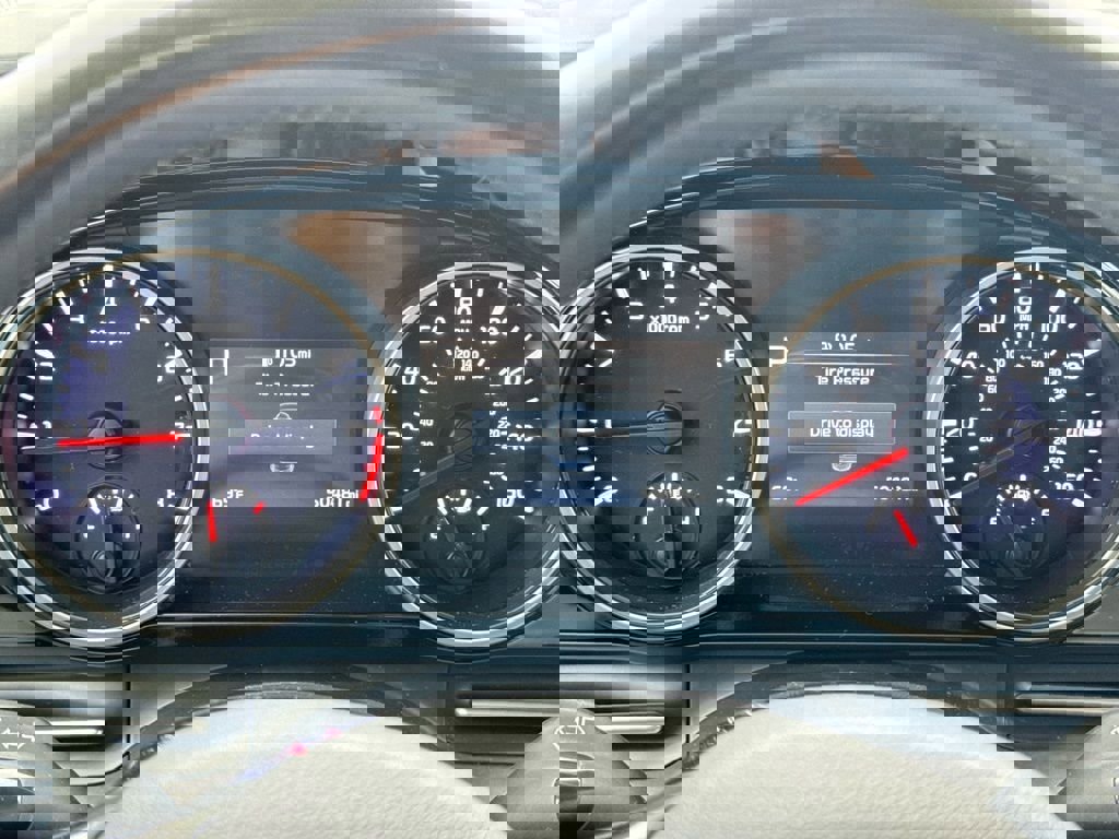 Used 2022 Kia Carnival SX image 36