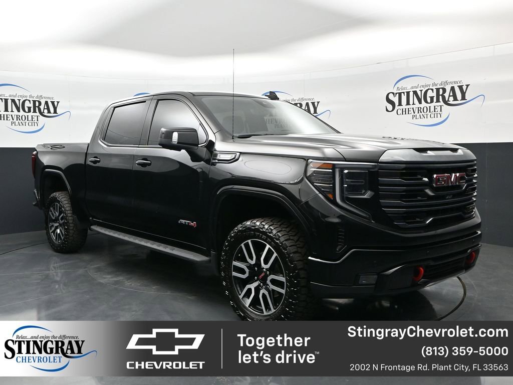 Used 2024 GMC Sierra 1500 AT4 w/ Technology Package image 1