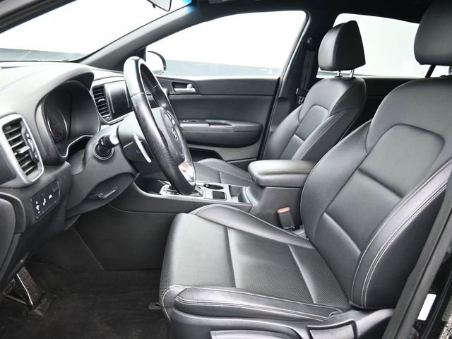 Used 2020 Kia Sportage S image 25