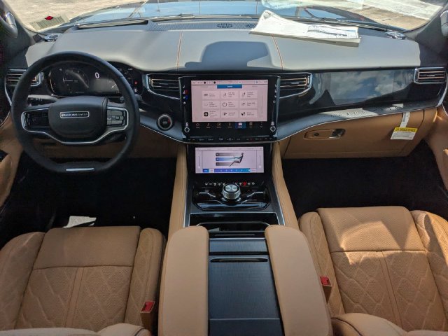 New 2026 Jeep Grand Wagoneer L Summit AWD/4WD image 17