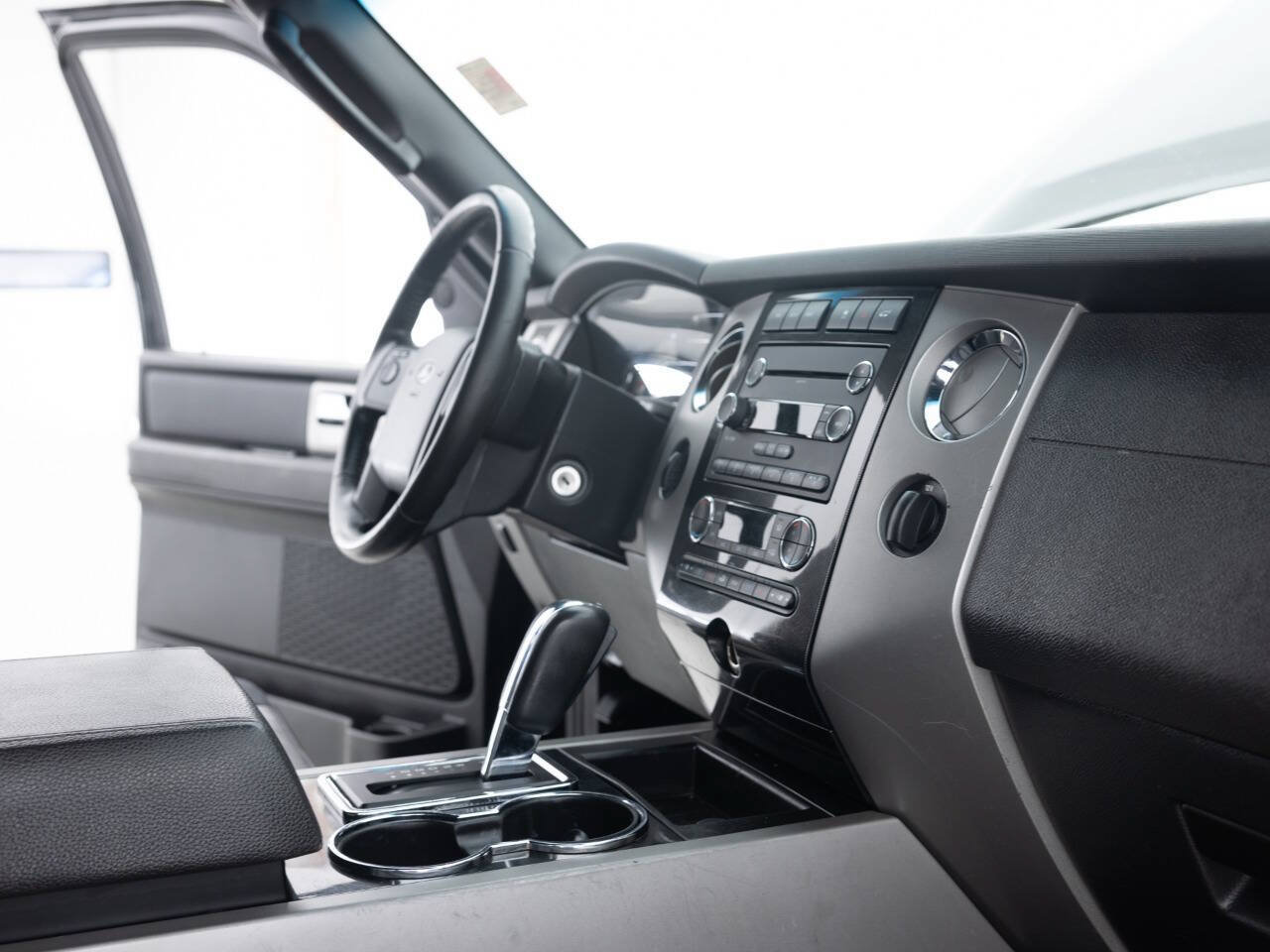 Used 2011 Ford Expedition EL XLT w/ 202A Rapid Spec Order Code AWD/4WD image 27