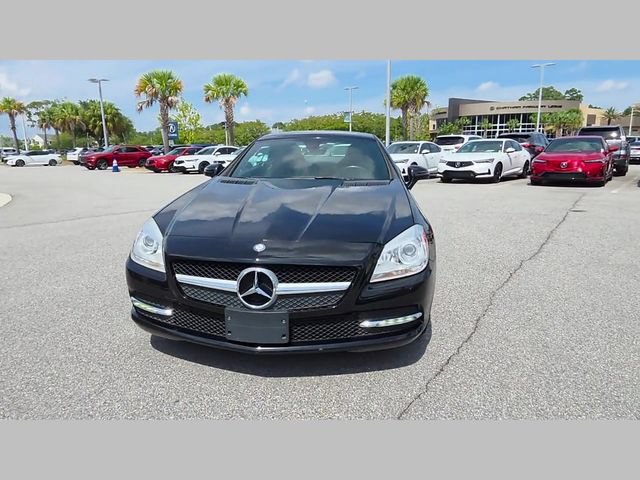 Used 2015 Mercedes-Benz SLK 250 w/ Premium Package image 32