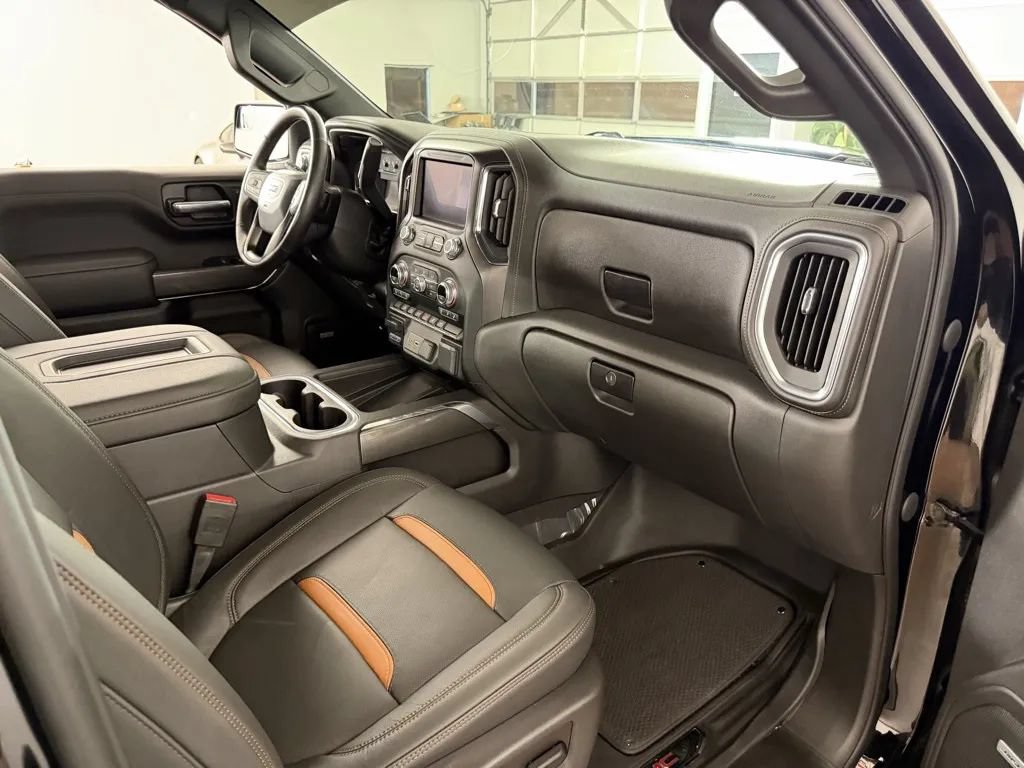 Used 2021 GMC Sierra 1500 AT4 w/ AT4 Preferred Package AWD/4WD image 45
