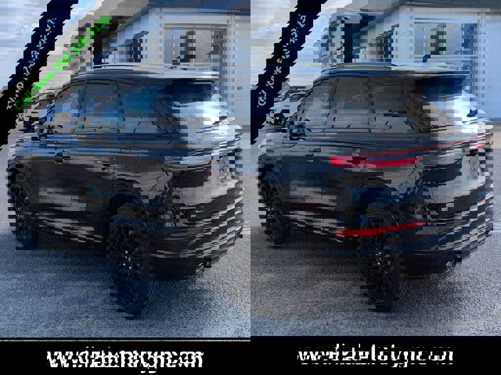 Used 2025 Lincoln Corsair Reserve w/ Equipment Group 202A image 6