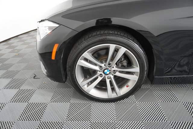 Used 2018 BMW 330i Sedan RWD image 16