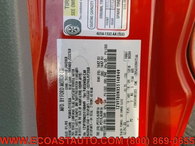 Used 2005 Ford Mustang Deluxe Coupe image 15