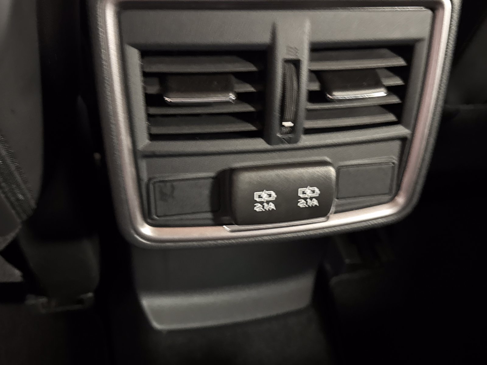 Used 2024 Subaru Forester Limited w/ Convenience Package AWD/4WD image 27