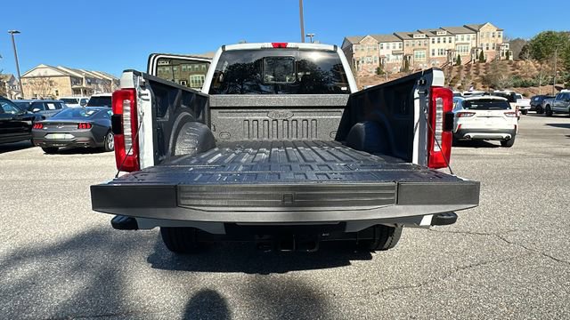 New 2026 Ford F250 Lariat w/ Black Appearance Package image 17