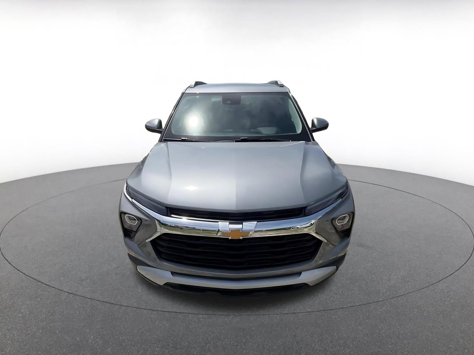 Used 2025 Chevrolet TrailBlazer LT FWD image 4