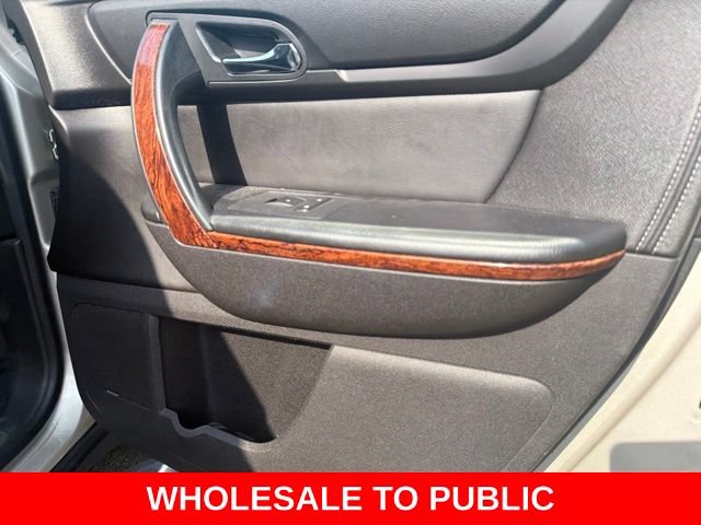 Used 2014 Chevrolet Traverse LTZ FWD image 27