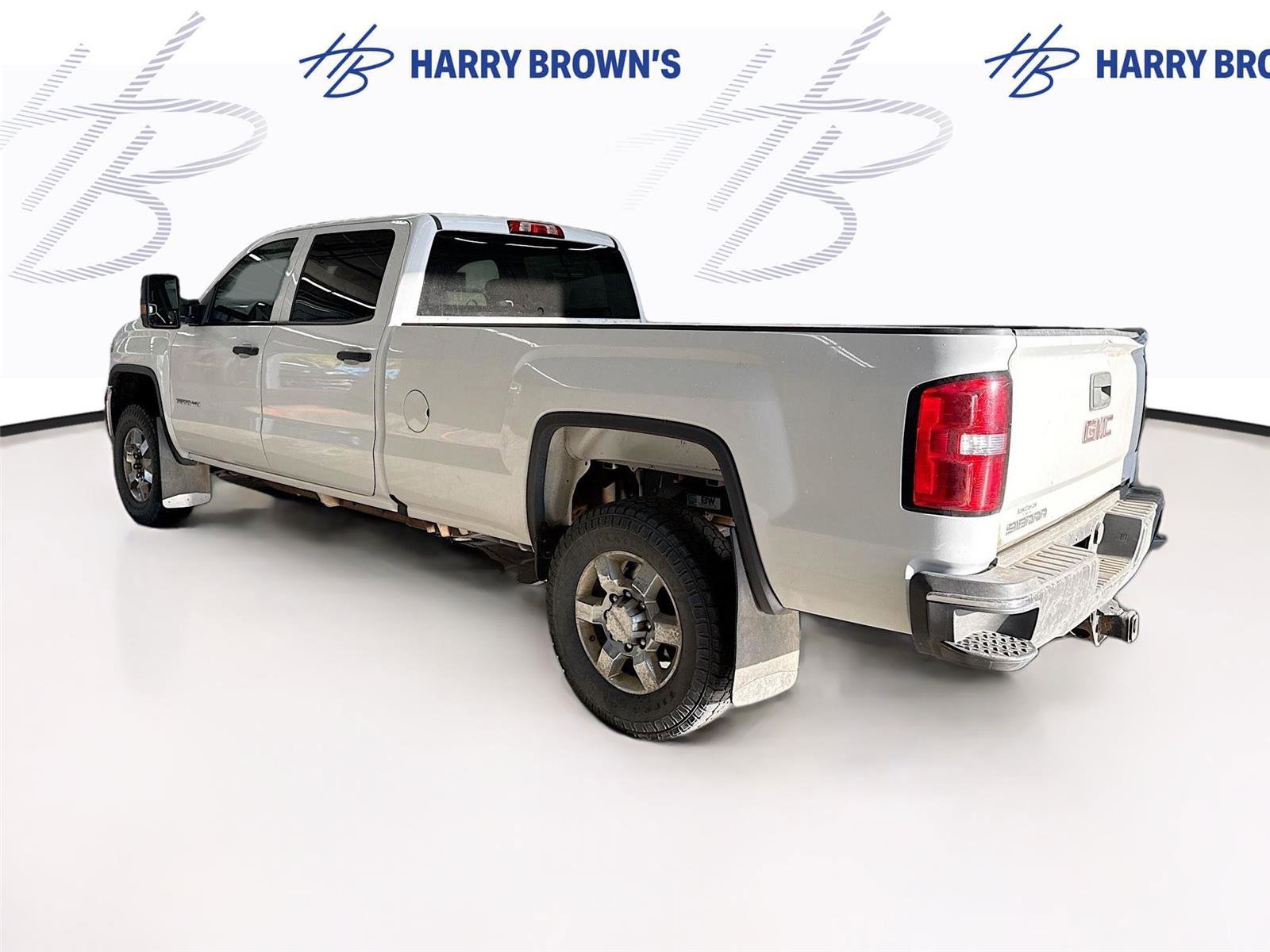 Used 2019 GMC Sierra 3500 4x4 Crew Cab w/ Sierra Convenience Package image 2