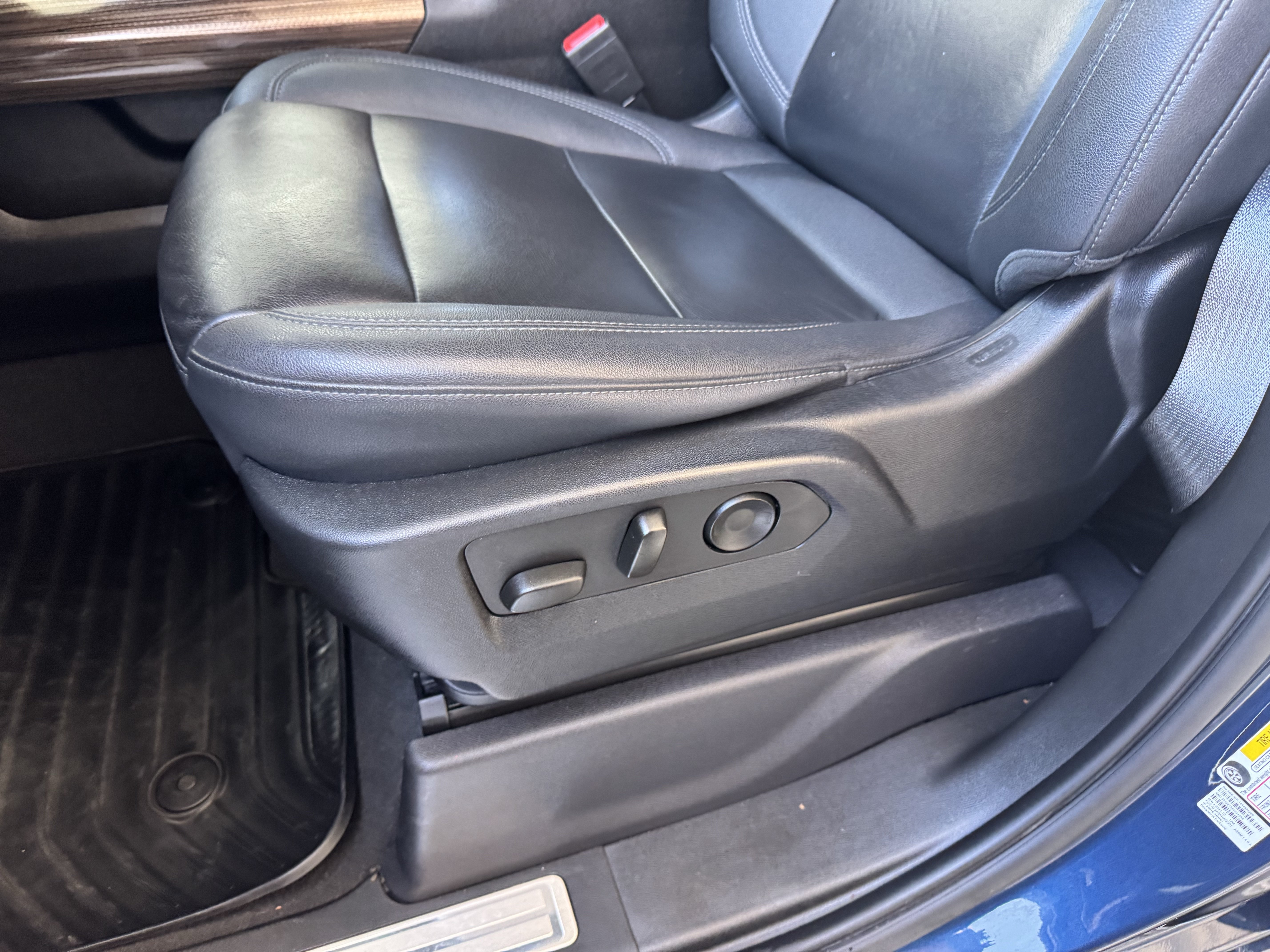 Used 2023 Chevrolet Silverado 1500 RST w/ All Star Edition Plus AWD/4WD image 14