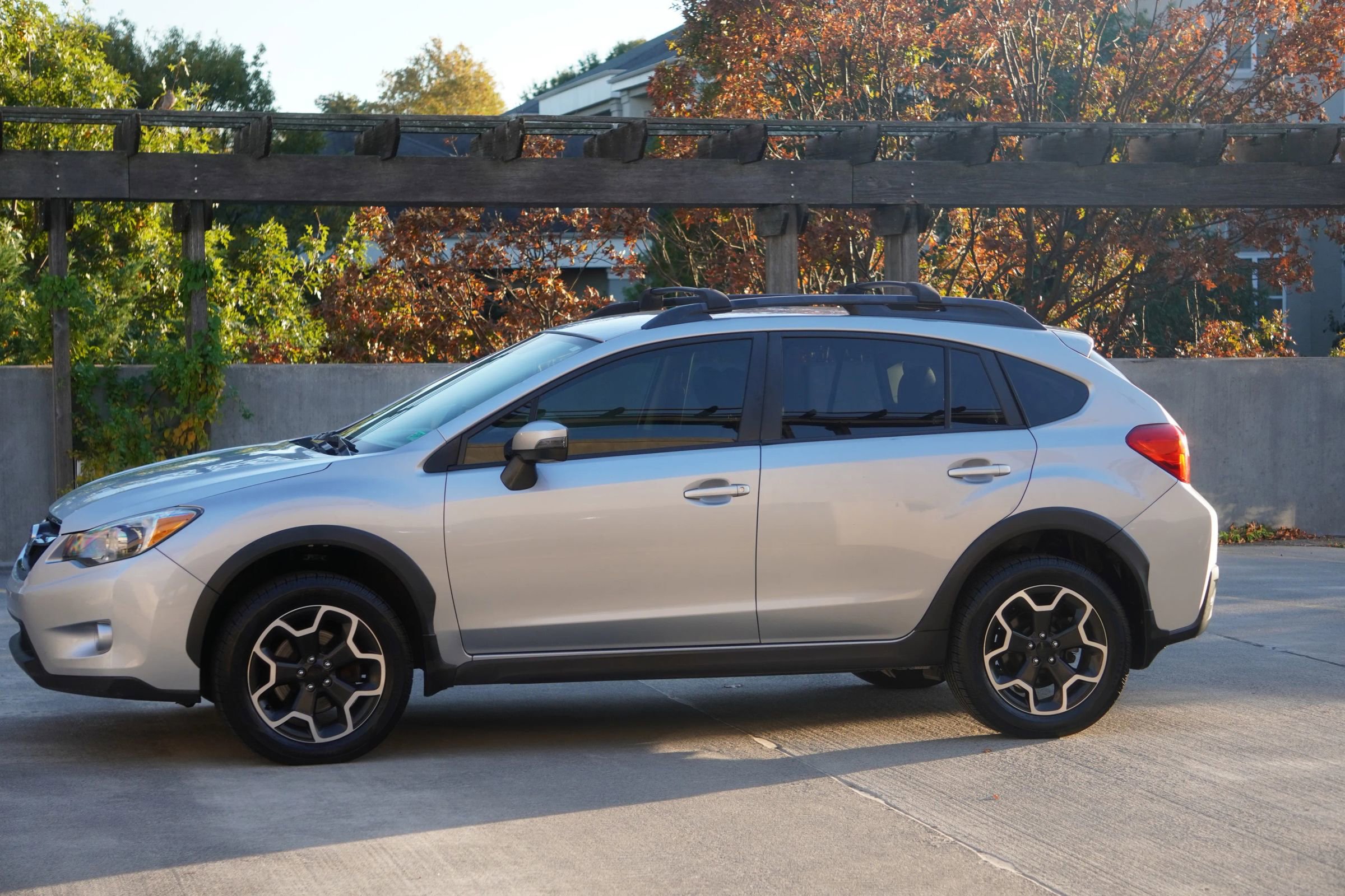 Used 2015 Subaru Crosstrek 2.0i Limited image 3