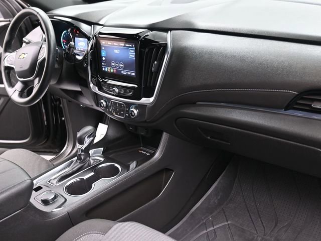Used 2023 Chevrolet Traverse LT image 23