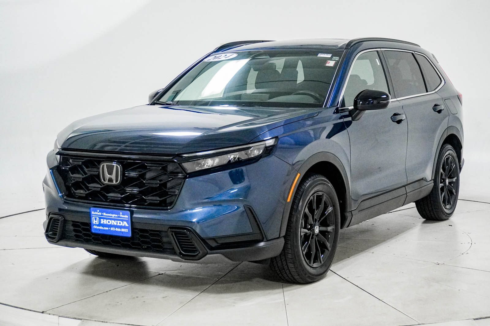 Used 2024 Honda CR-V Sport image 3