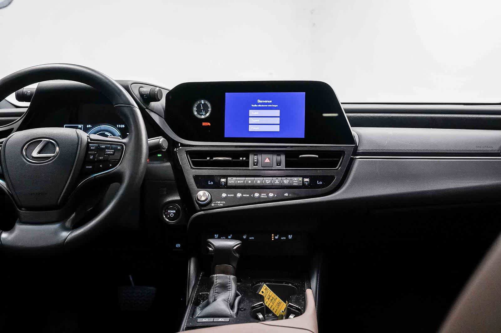 Used 2025 Lexus ES 300h w/ Premium Package FWD image 13