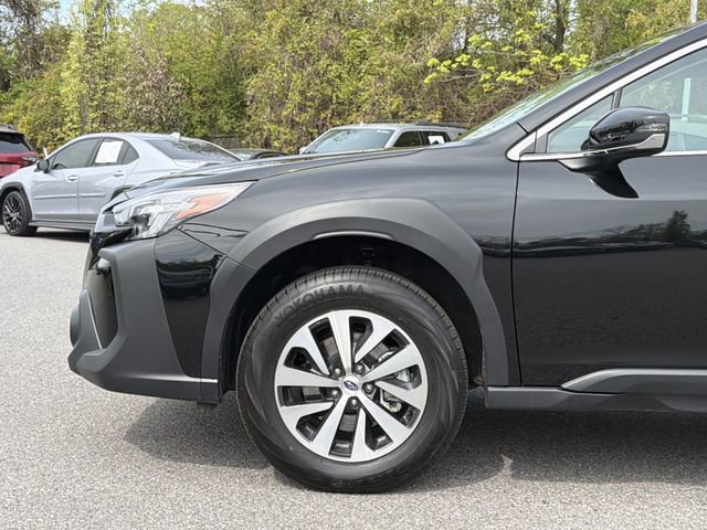 Certified 2025 Subaru Outback Premium image 9