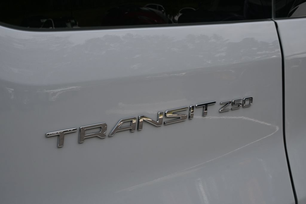 Used 2025 Ford Transit 250 Low Roof w/ Exterior Upgrade Package RWD image 26