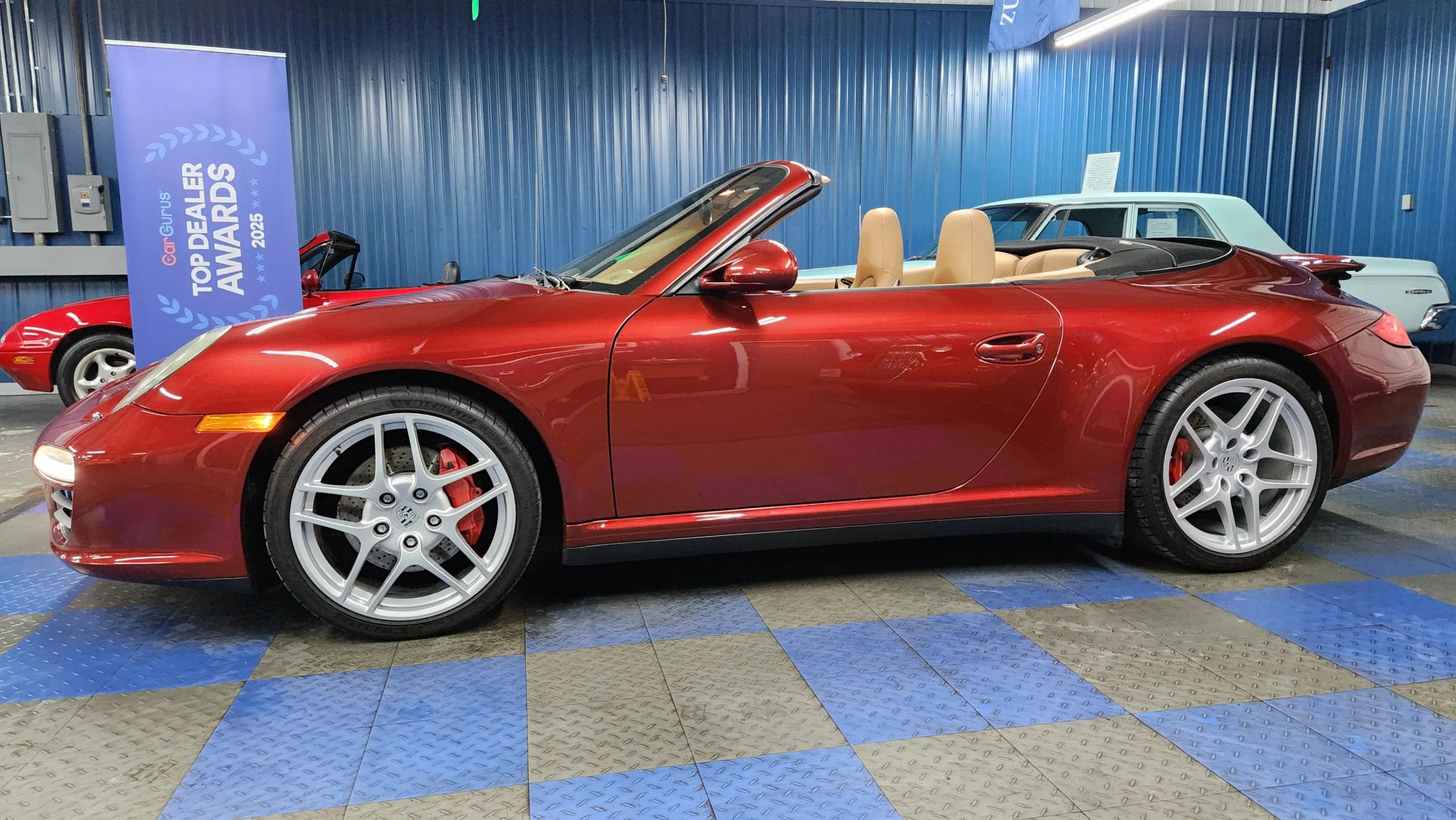 Used 2009 Porsche 911 Carrera S image 2