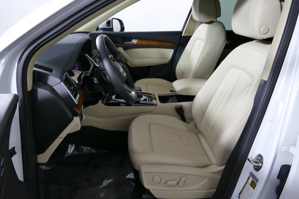 Certified 2023 Audi Q5 2.0T Premium w/ Convenience Package AWD/4WD image 21