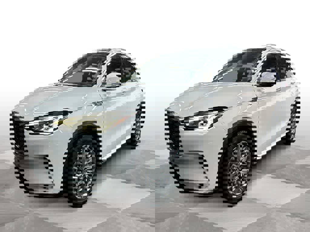 Used 2023 INFINITI QX50 Luxe image 4