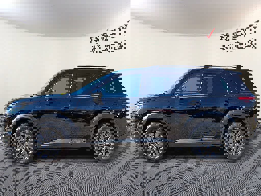 Used 2024 Nissan Pathfinder SV image 7