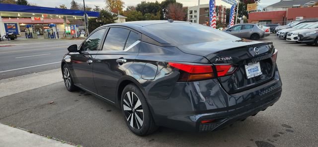 Used 2021 Nissan Altima 2.5 SV image 4