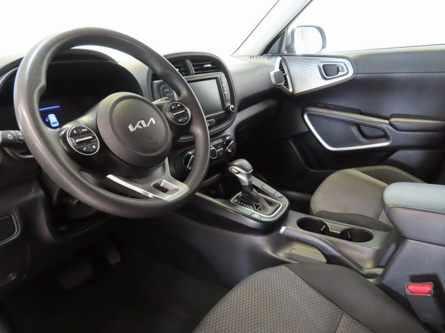 Used 2024 Kia Soul LX w/ Option Group 015 image 4