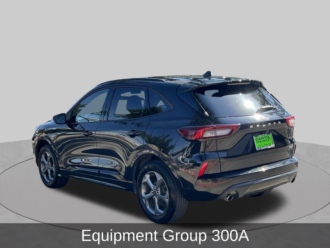 Used 2024 Ford Escape ST-Line AWD/4WD image 3