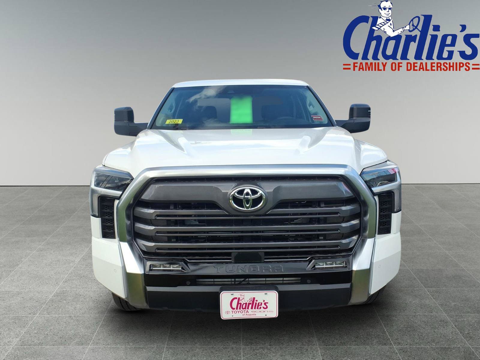 Used 2023 Toyota Tundra Limited w/ Power Package AWD/4WD image 2