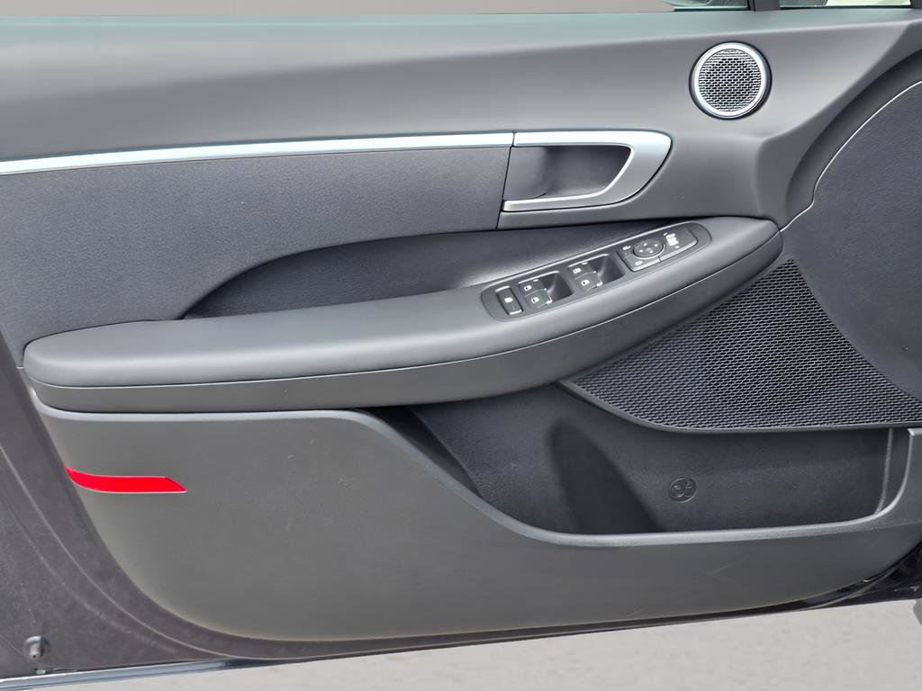 New 2026 Hyundai Sonata SE FWD image 12