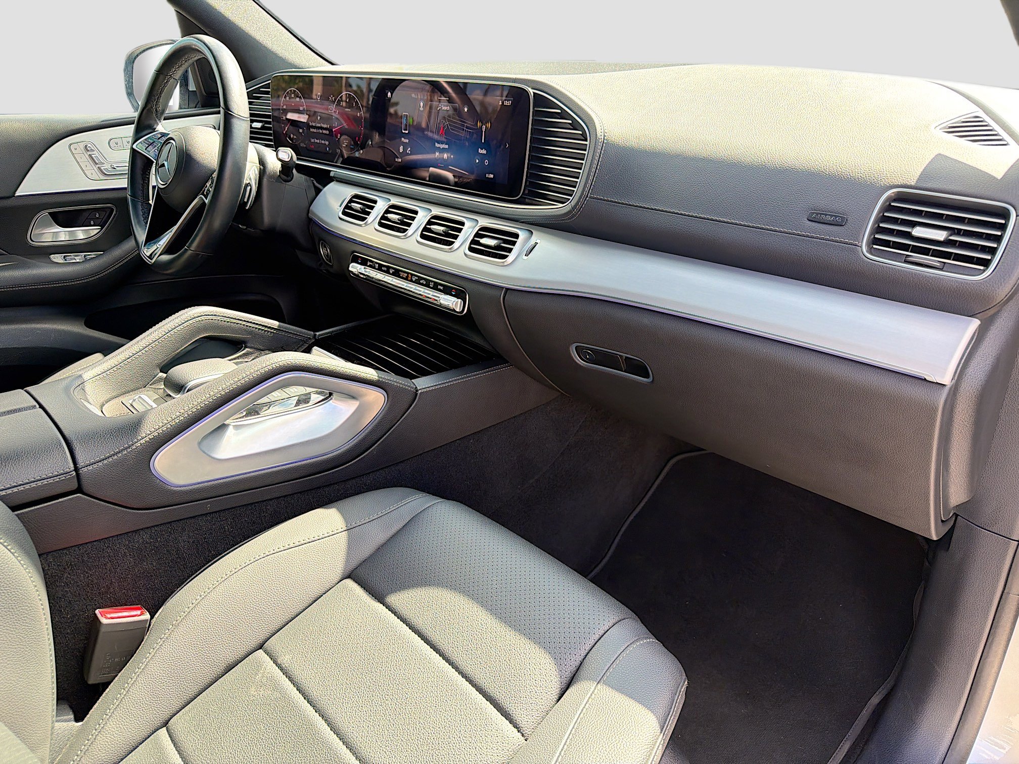 Used 2024 Mercedes-Benz GLS 450 4MATIC image 15