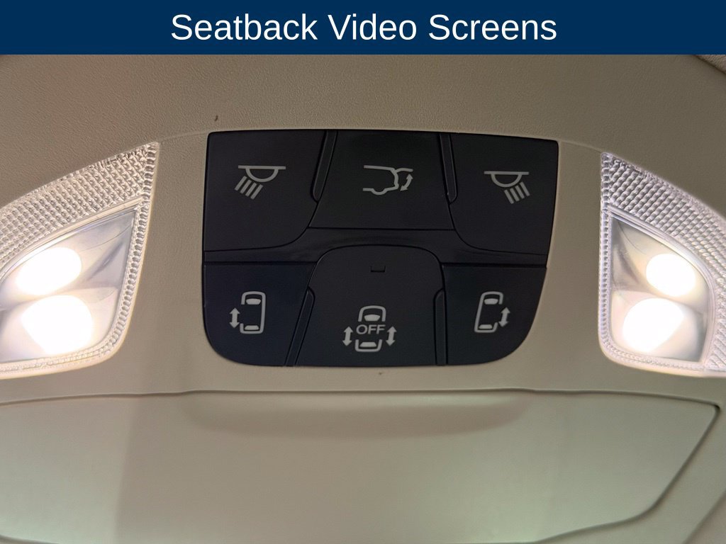 Used 2022 Chrysler Pacifica Touring-L w/ Uconnect Theater Family Group FWD image 38