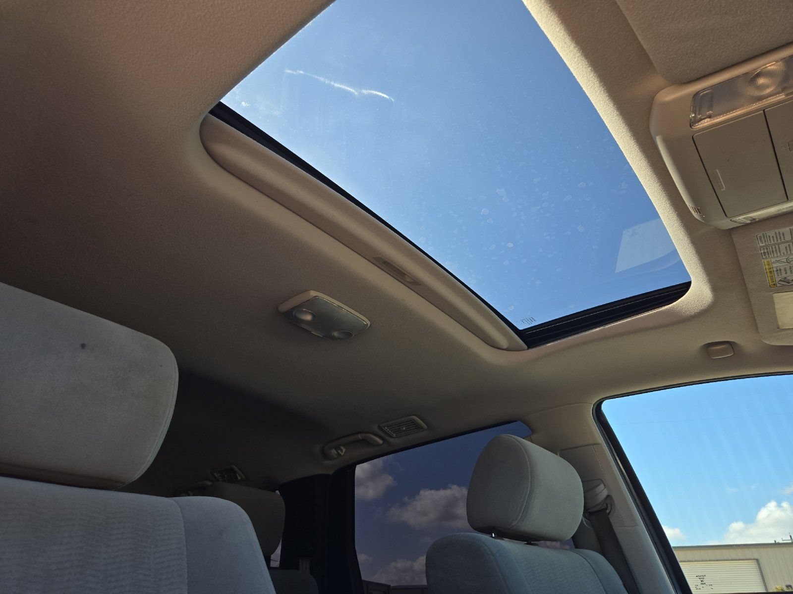 Used 2015 Toyota Sequoia SR5 RWD image 17