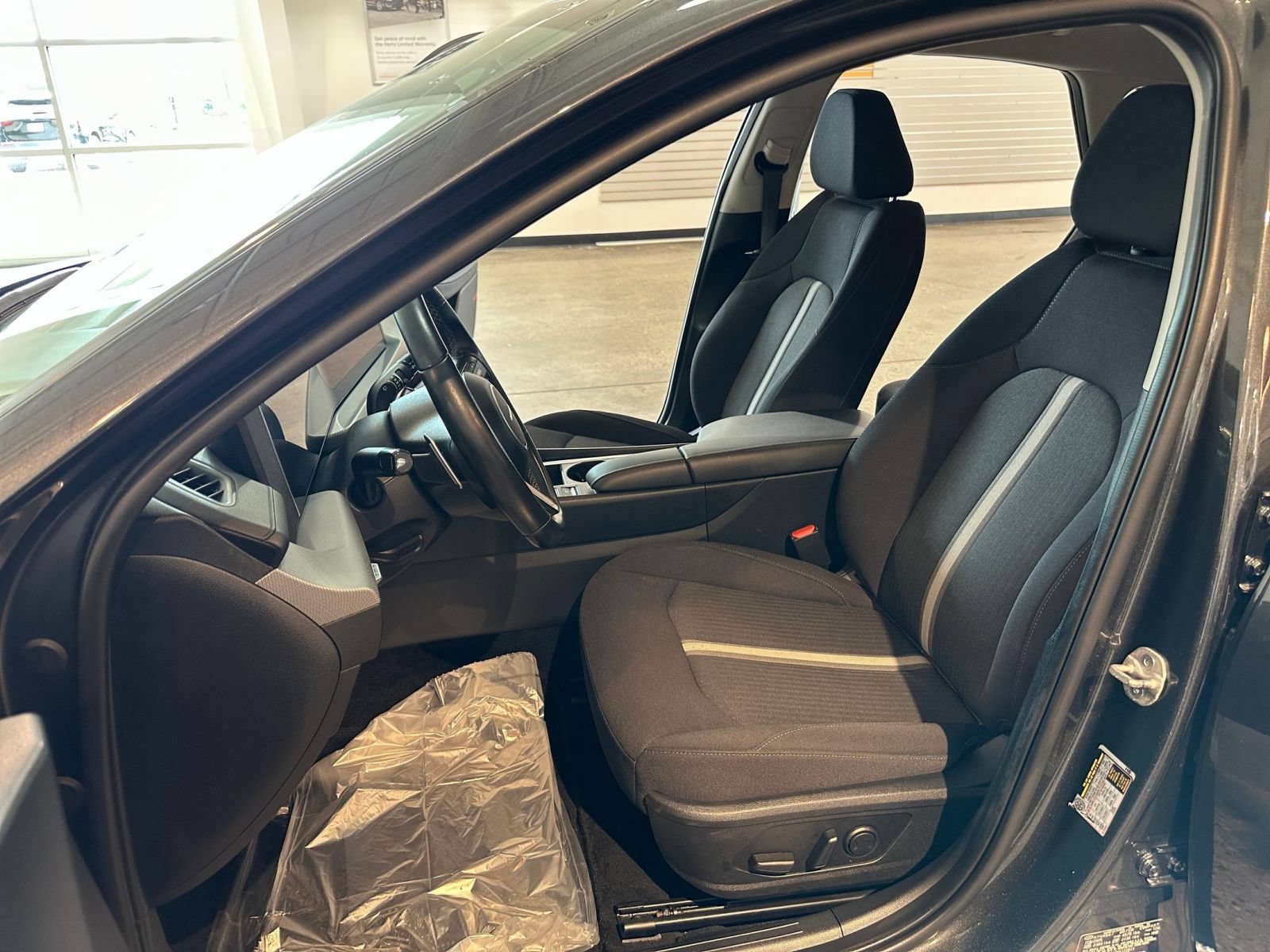 Used 2025 Hyundai Sonata SEL FWD image 27