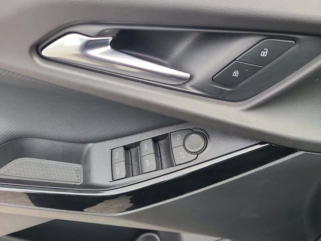 New 2027 Chevrolet Equinox LT FWD image 18