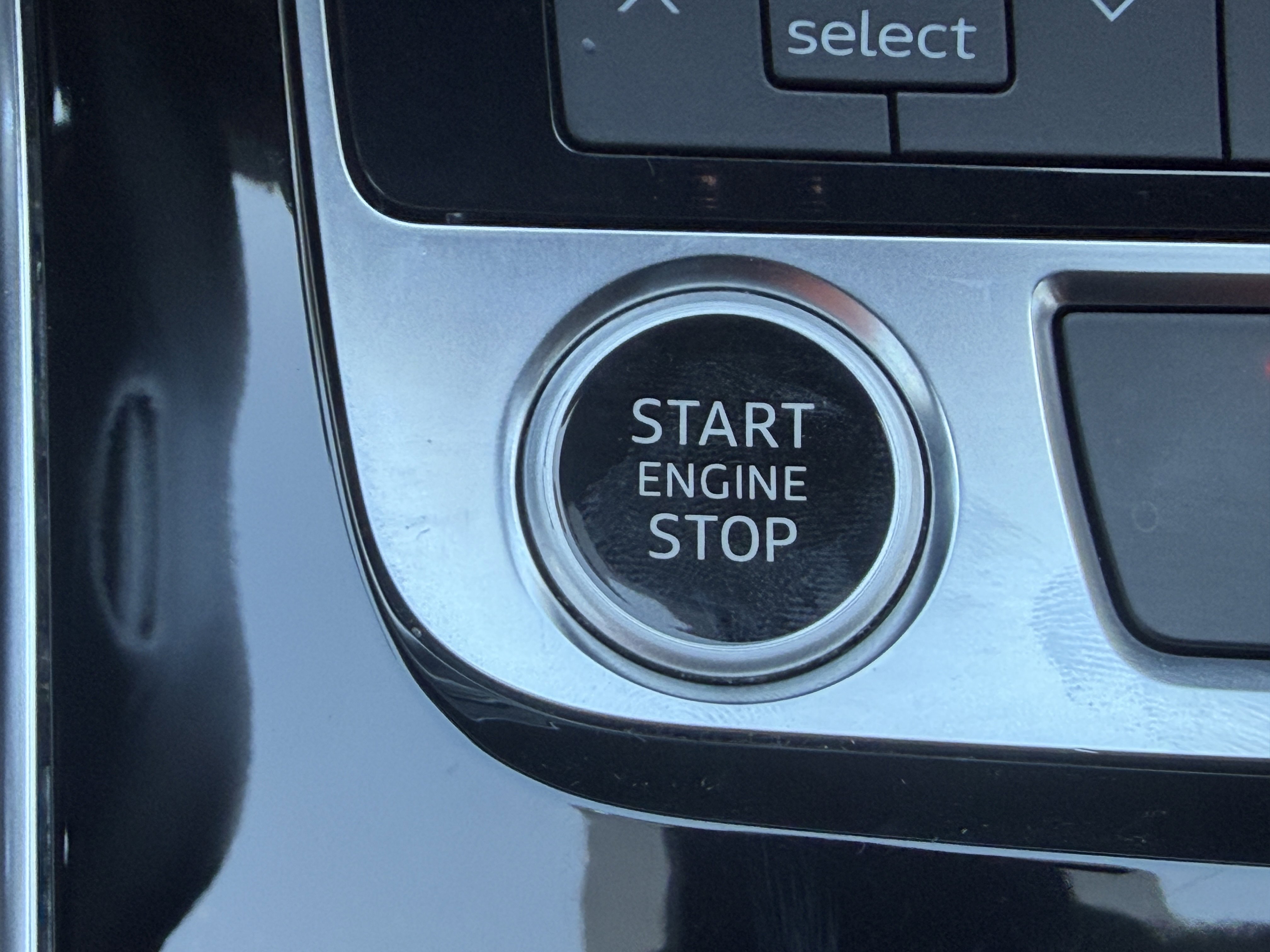 Used 2021 Audi Q8 Premium Plus AWD/4WD image 24