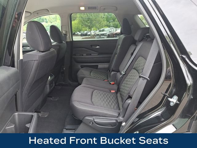 Used 2022 Nissan Pathfinder SV AWD/4WD image 18