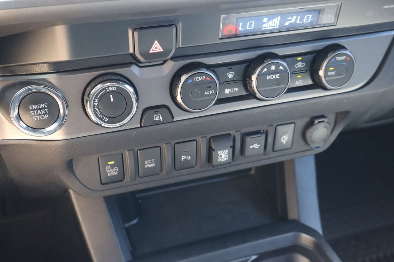 Used 2021 Toyota Tacoma TRD Sport w/ Technology Package AWD/4WD image 22