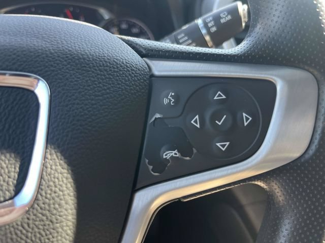Used 2023 GMC Acadia SLE FWD image 26