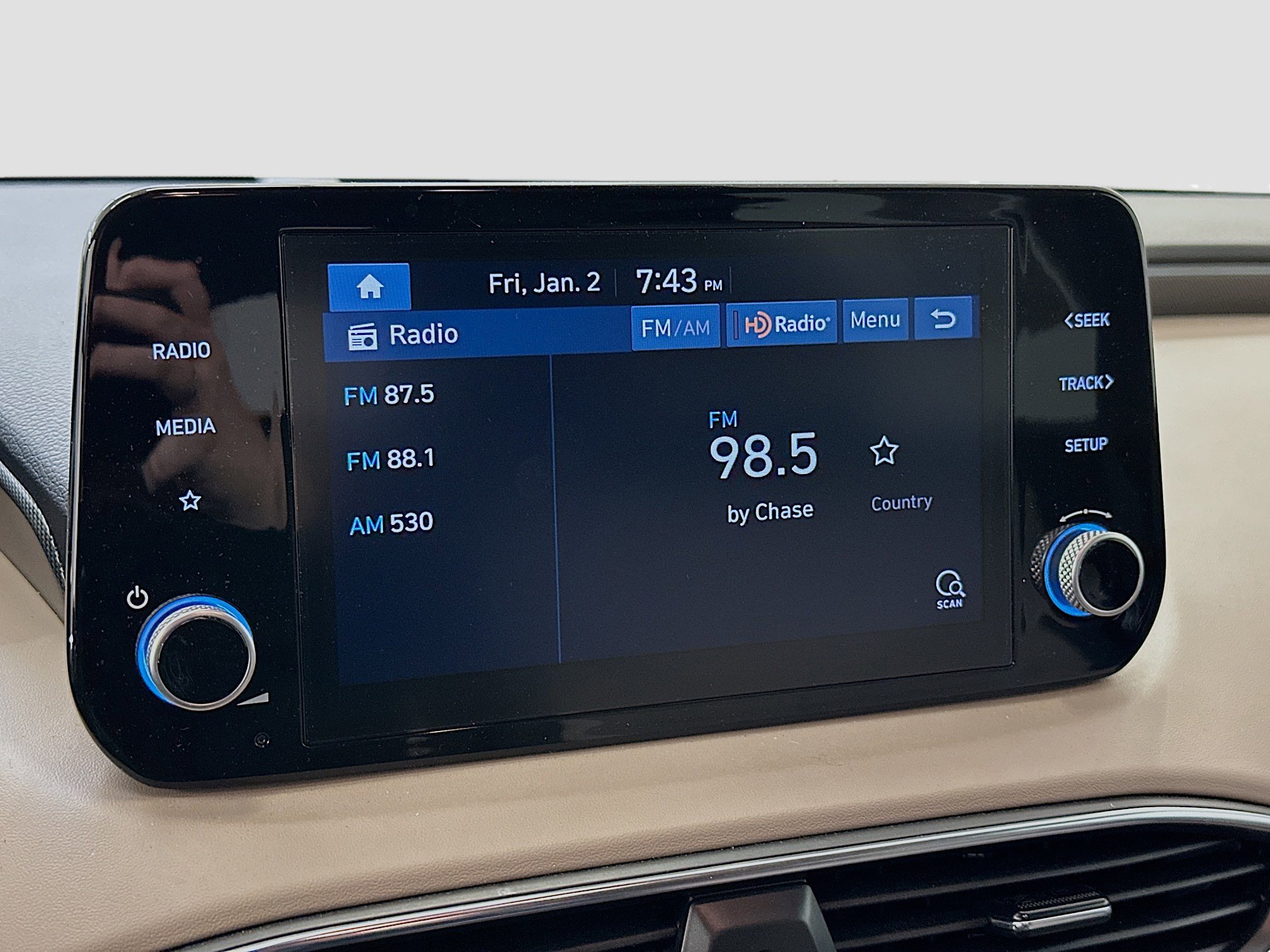 Used 2023 Hyundai Santa Fe SE w/ Cargo Package image 21