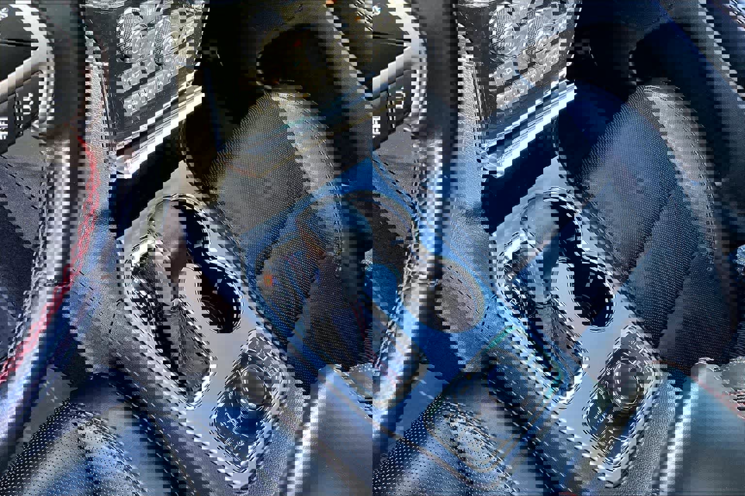 Used 2020 Jeep Grand Cherokee Trailhawk w/ Trailhawk Luxury Group AWD/4WD image 17